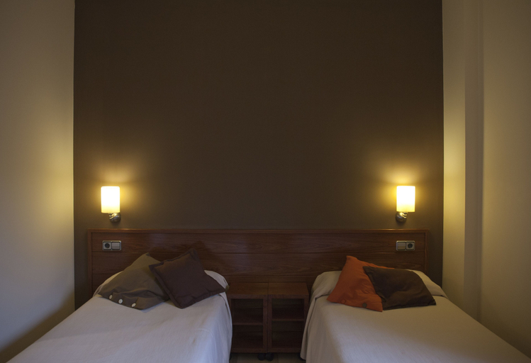Bedroom 4, Hotel Restaurant Can Josep, Tarragona