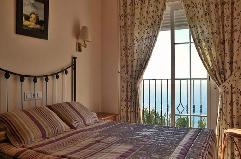 Bedroom 3, Apartamentos Balcón de Carabeo, Málaga