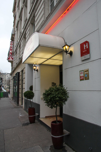 Exterior & Views 2, Hôtel des Trois Gares, Paris