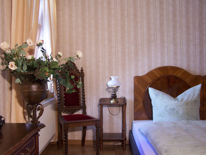 Bedroom 5, Villa Herzog, Dresden