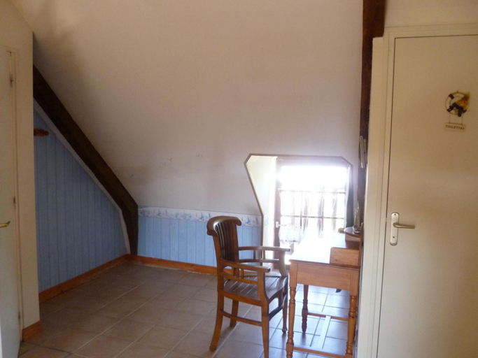 Bedroom 2, Chambres Les Champs de Roz, Ille-et-Vilaine