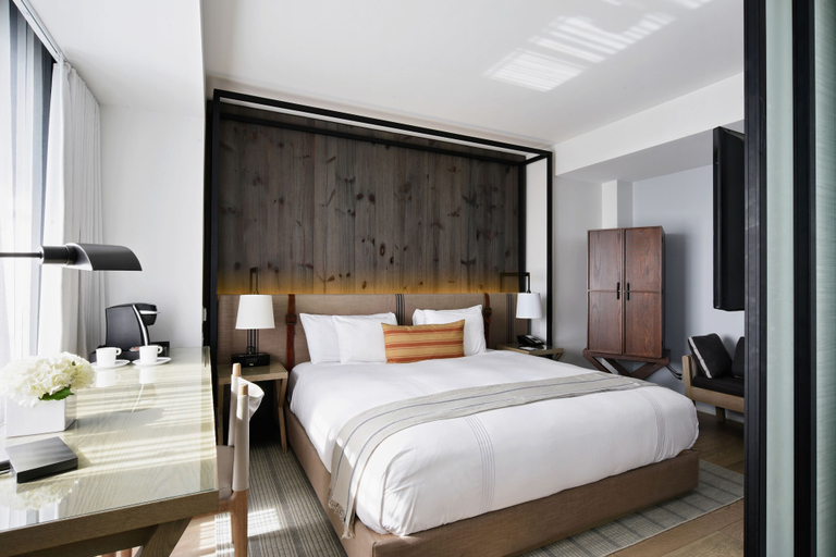 Bedroom 4, Hotel Victor, Miami-Dade