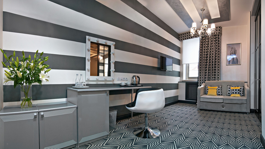 Bathroom 3, Art Hotel Sofit, Northern