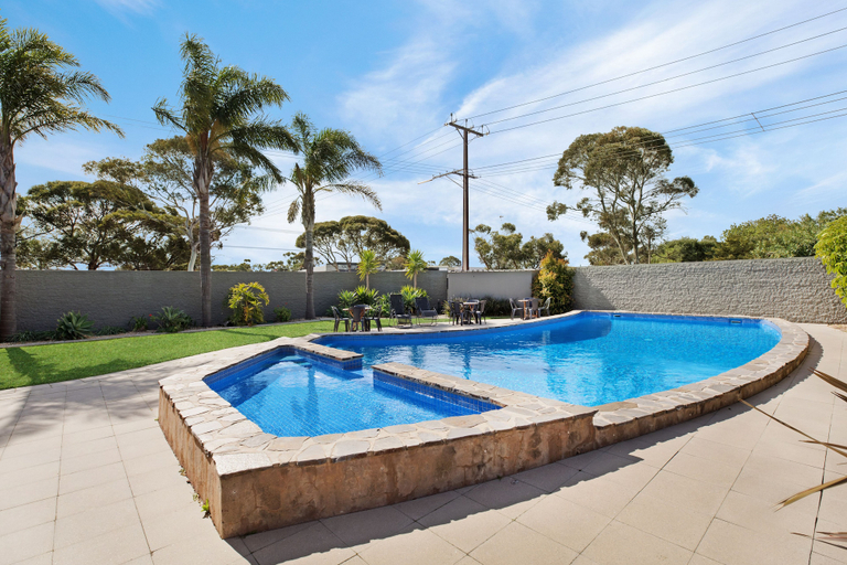 Sport & Beauty 5, Adelaide Road Motor Lodge, Murray Bridge