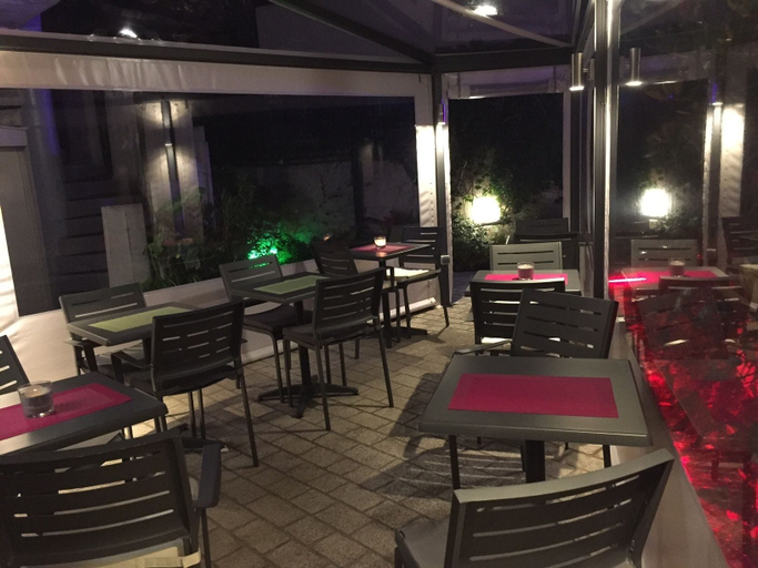 Food & Drinks 5, Hôtel le Dauphin, Hauts-de-Seine