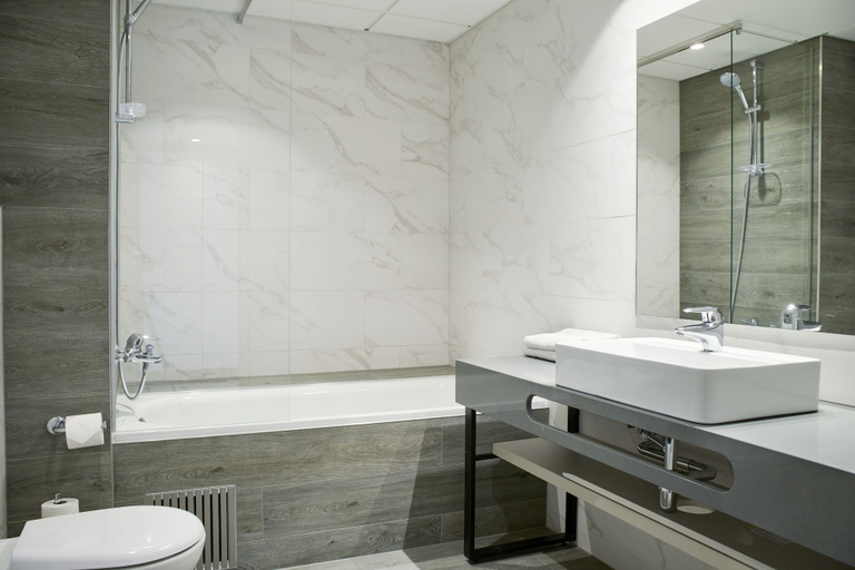 Bathroom 5, Tallink City Hotel, Tallinn