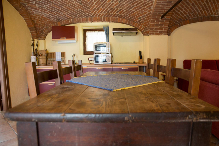 Food & Drinks, Agriturismo & Scuderia Fano's Farm, Novara