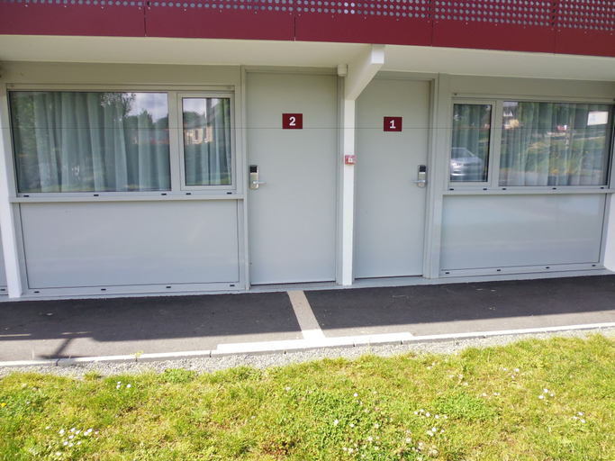 Exterior & Views 2, Brit Hotel Mayenne, Mayenne
