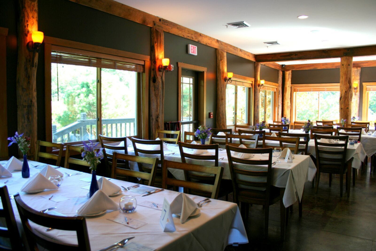 Food & Drinks 5, The Esmeralda Inn at Lake Lure, Rutherford
