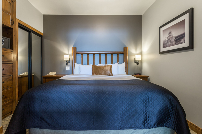 Bedroom 3, Le Grand Lodge Mont-Tremblant, Les Laurentides