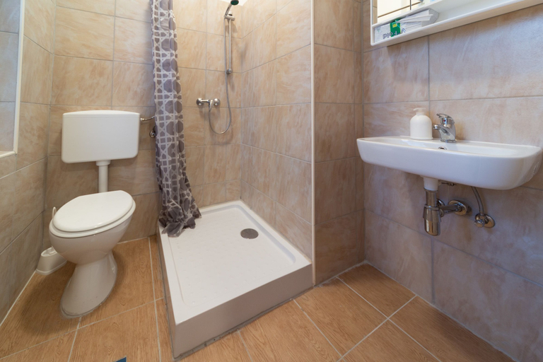 Bathroom 3, Ana Hostel, Ljubljana