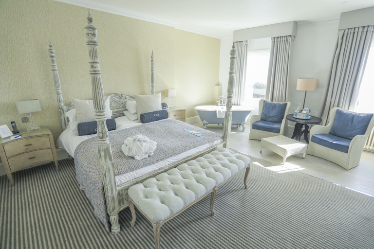 Bedroom 3, Harbour Hotel Christchurch, Dorset