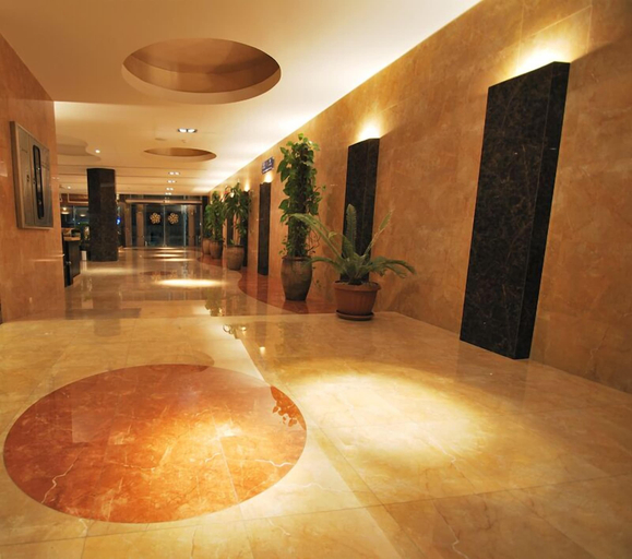 Others 5, Peninsula Suites, Dammam