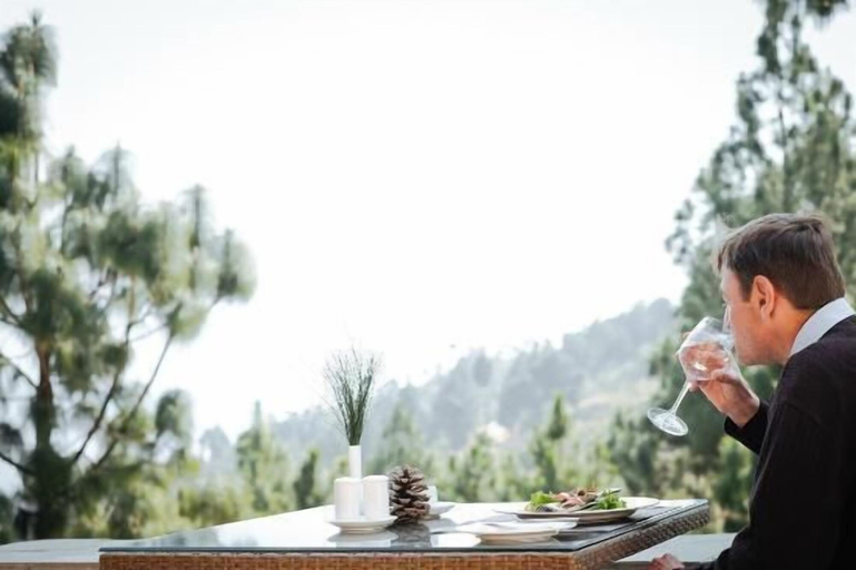 Food & Drinks 4, DHENSA BOUTIQUE RESORT, Guma