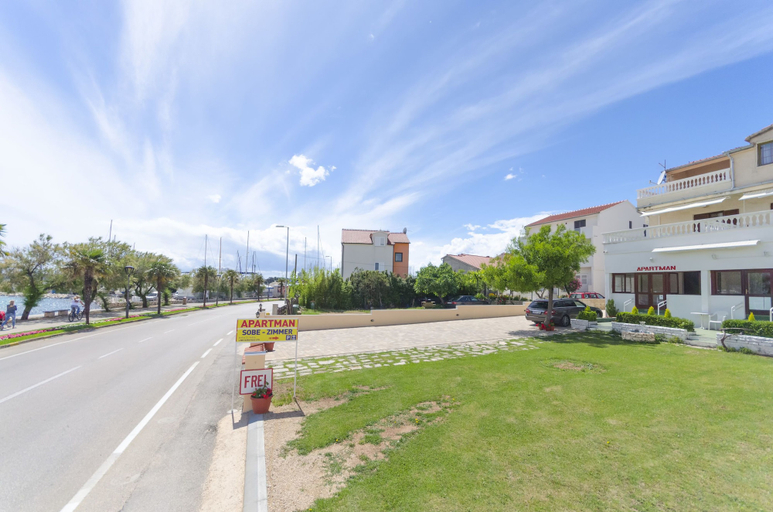Exterior & Views 2, Apartment and Rooms Villa Kolonada, Vodice