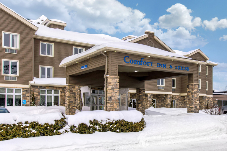 Exterior & Views 2, Comfort Inn and Suites St Jerome, La Rivière-du-Nord