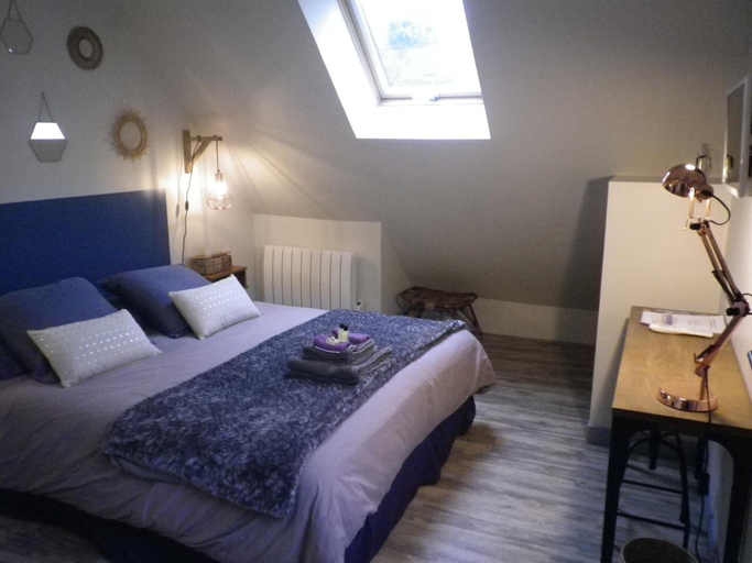 Bedroom 4, Le Brame, Oise