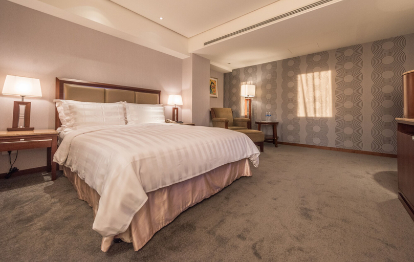 Bedroom 3, Royal Biz Taipei, Taipei City