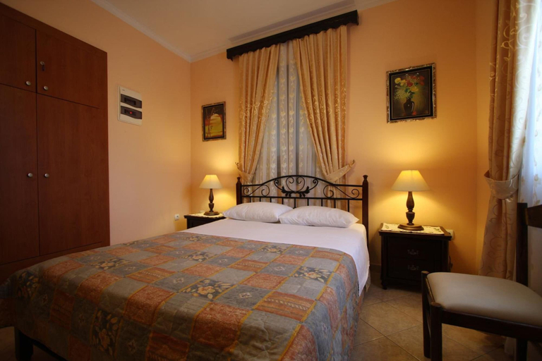 Bedroom 5, Sofia Pension, South Aegean