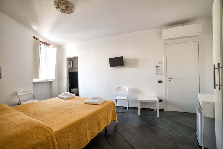 Bedroom 3, B&B La Chiave, Salerno