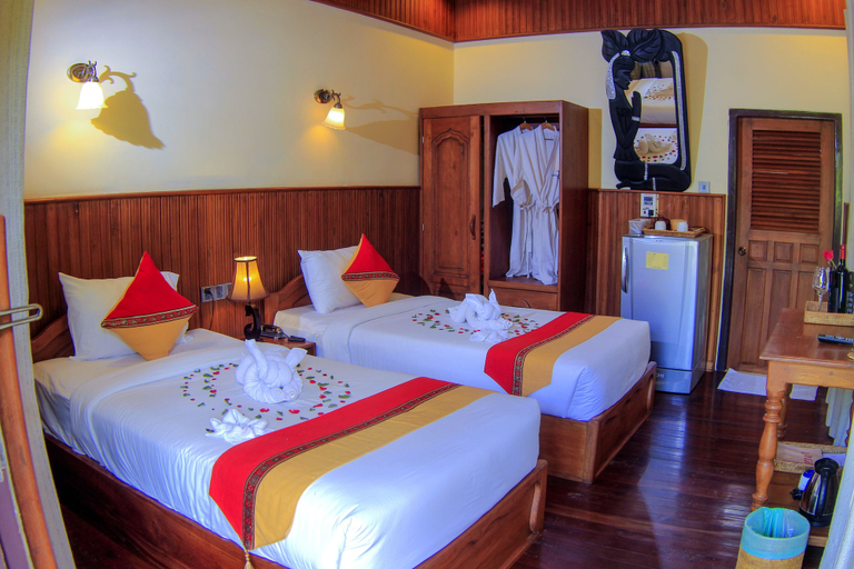 Bedroom 2, Hotel Brilliant, Taunggye