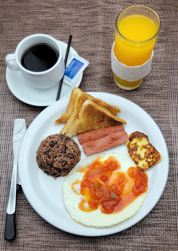 Food & Drinks 5, RDG Hotel, Managua