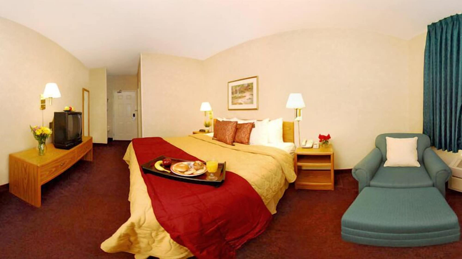 Bedroom 3, Quality Inn Dayton North - Vandalia, Montgomery