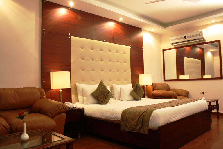 Bedroom 2, Hotel Forest Green, Delhi