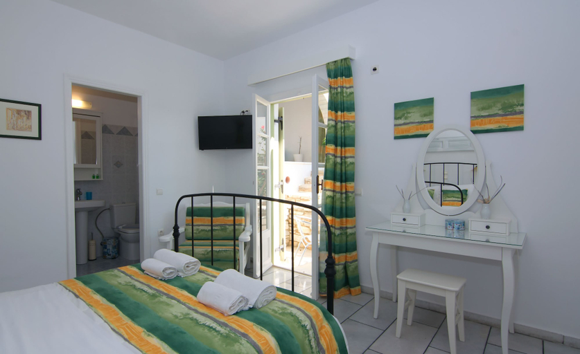 Bedroom 4, Camara Hotel, South Aegean
