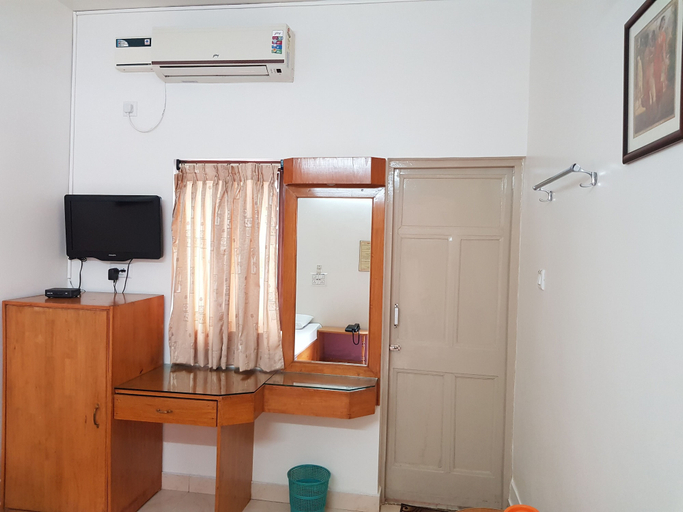 Bedroom 4, Sri Kumara Lodge, Bangalore