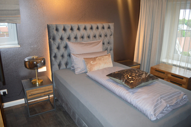 Bedroom 4, Hotel Belvedere, Rostock