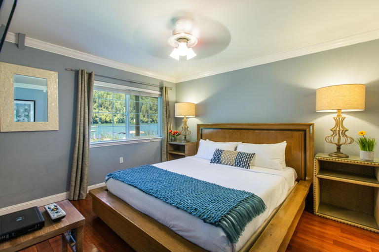 Bedroom 4, The Lodge At Blue Lakes, Lake