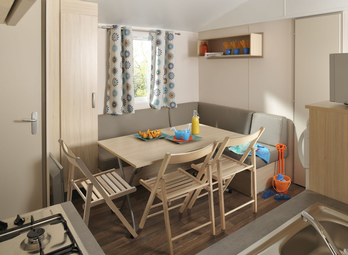 Dining Room 1, Mobilhome Camping Arquebuse, Côte-d'Or