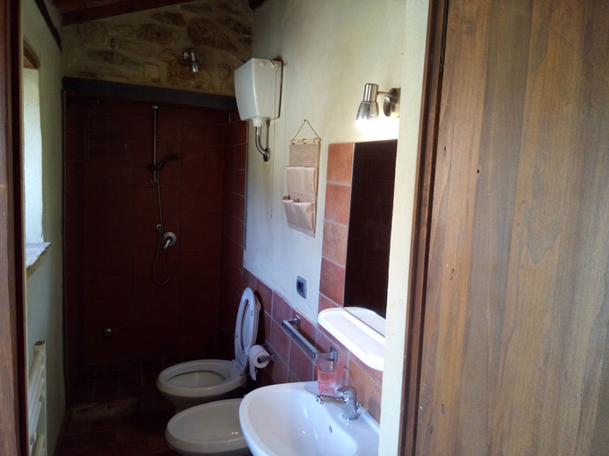 Bathroom 4, La Collina Degli Ulivi, Perugia