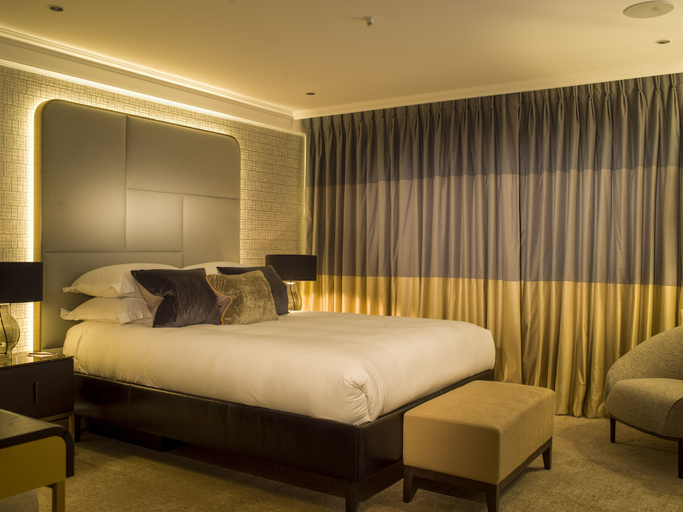 Bedroom 3, The Guardsman Hotel and Residences, London