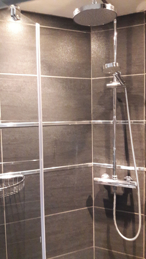 Bathroom 4, Hotel Crocus Caen Memorial, Calvados