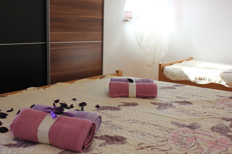 Bedroom 2, Apartments San Paaulo, Dugi Rat