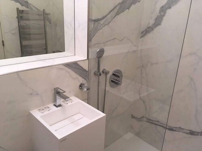 Bathroom 4, Hotel Ferney Republique, Paris