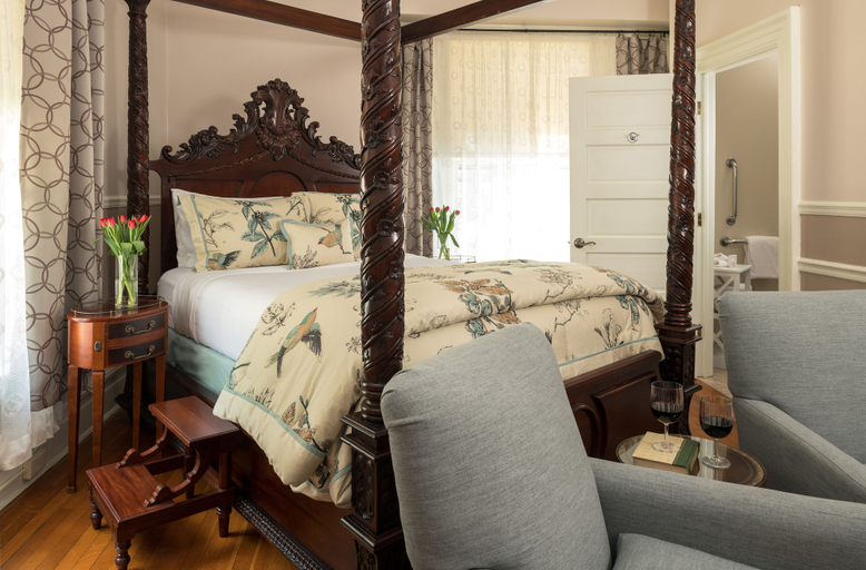 Bedroom 2, Albemarle Inn, Buncombe