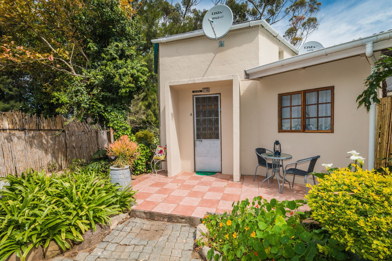 Exterior & Views 2, Homestead B & B, Cacadu