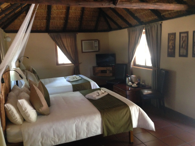 Bedroom 3, Phokoje Bush Lodge, Bobonong