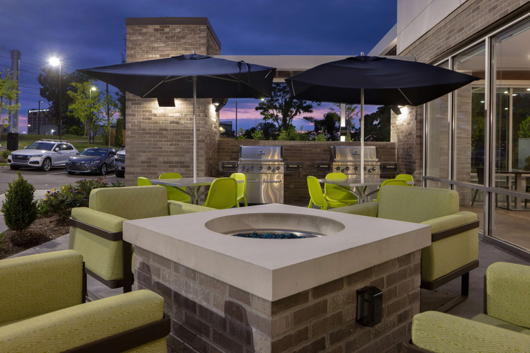 Food & Drinks 5, Home2 Suites Downtown Nashville/Metrocenter, Davidson