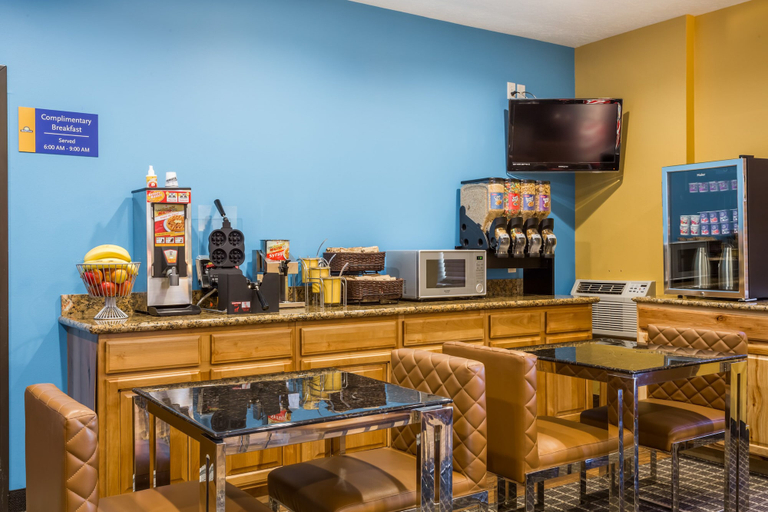 Food & Drinks 5, Days Inn by Wyndham Vernal, Uintah