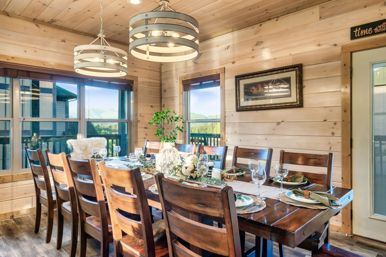 Food & Drinks 4, Hummingbird Hill Vista- Pool HotTub View, Sevier