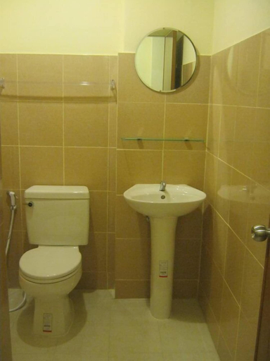 Bathroom 4, Chitra Villa, Pattaya