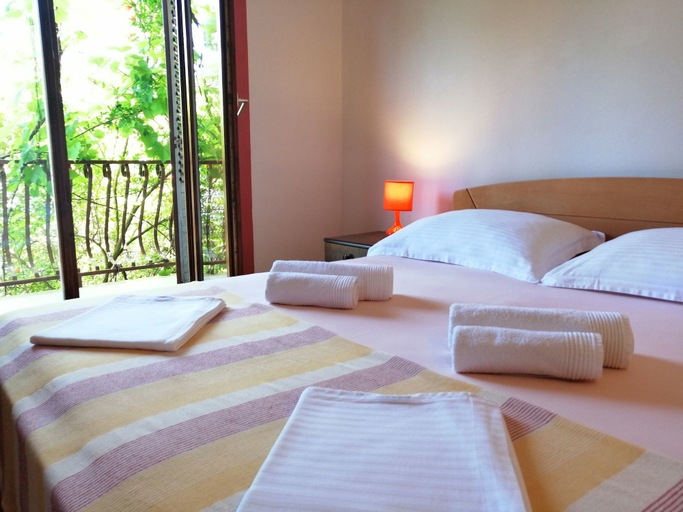 Bedroom 4, Apartments and Room Caric, Jelsa