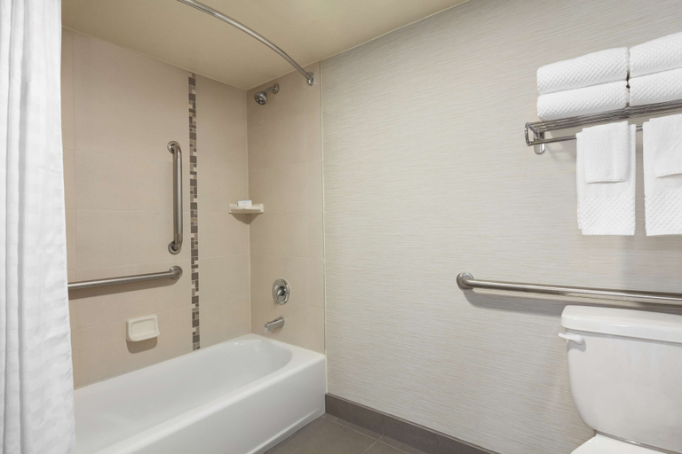 Bathroom 4, Embassy Suites by Hilton Lompoc Central Coast, Santa Barbara