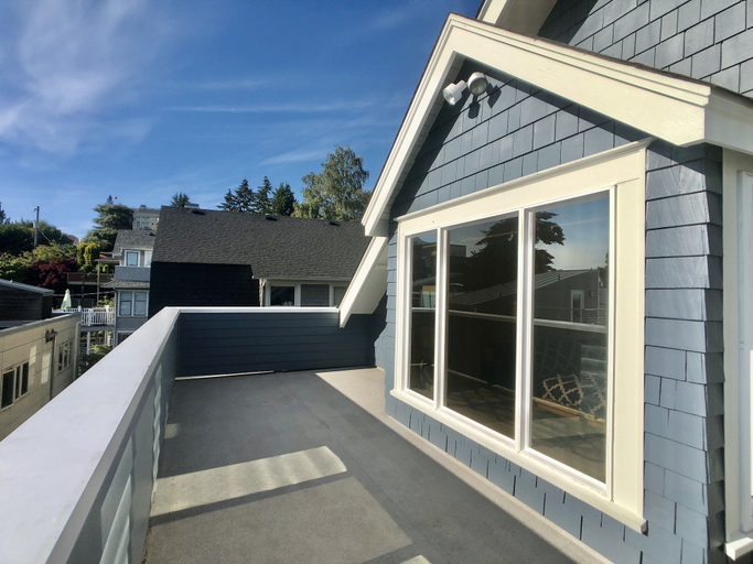Exterior & Views 2, Seattle Vacation Home - Queen Anne 6 bed, Seattle