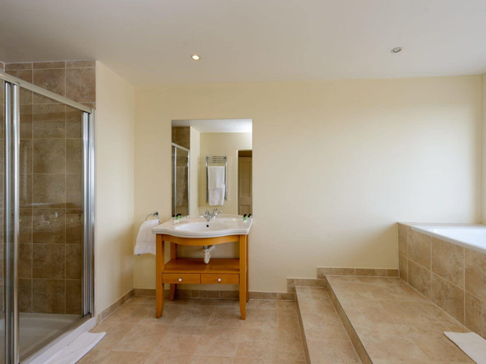 Bathroom 4, Green Craig, East Lothian