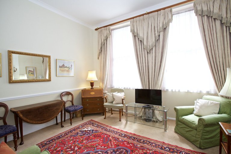 Others 5, A Place Like Home - Two Bedroom Apartment in Knightsbridge, London